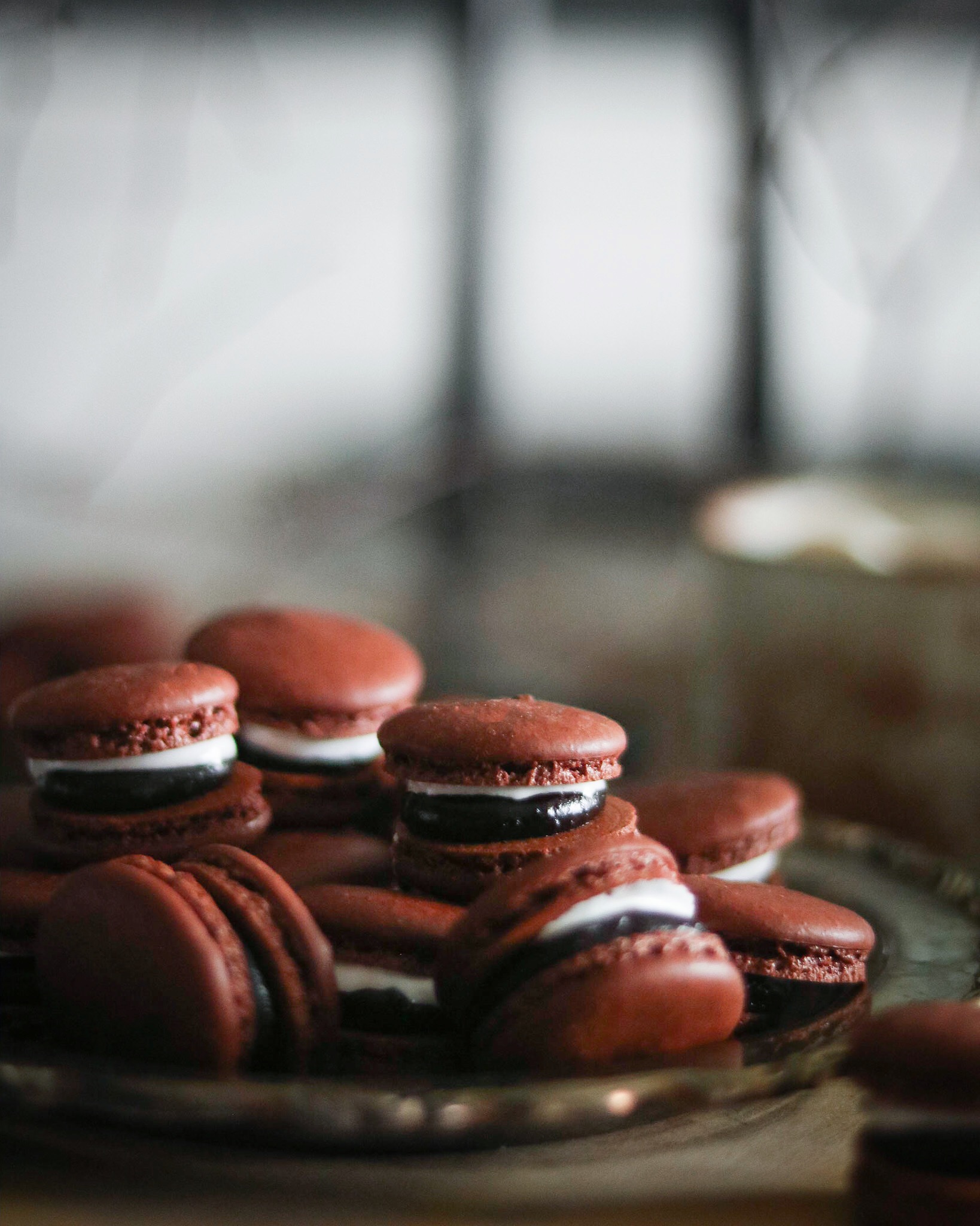 Hot Chocolate Macarons – Peaches 2 Peaches